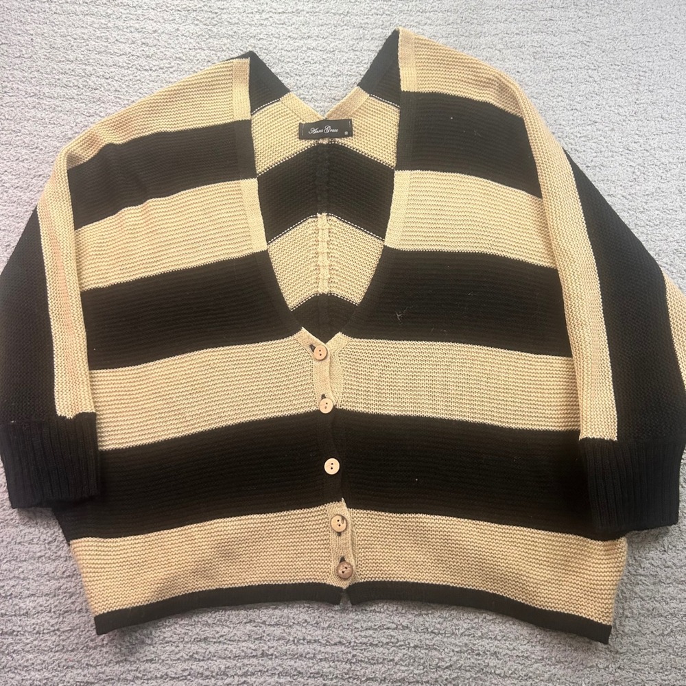 Anna Grace Cardigan Striped Batwing Slouchy Black Tan Medium Preppy Academia